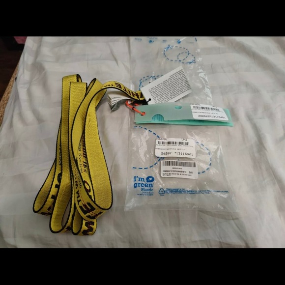 Off-White Industrial Belt Black and Yellow - Picture 2 of 4